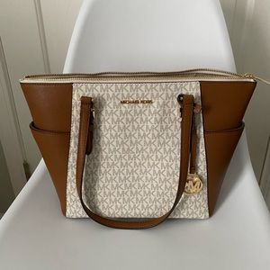Michael Kors Charlotte Large Top Zip Tote in Signature Canvas Vanilla
